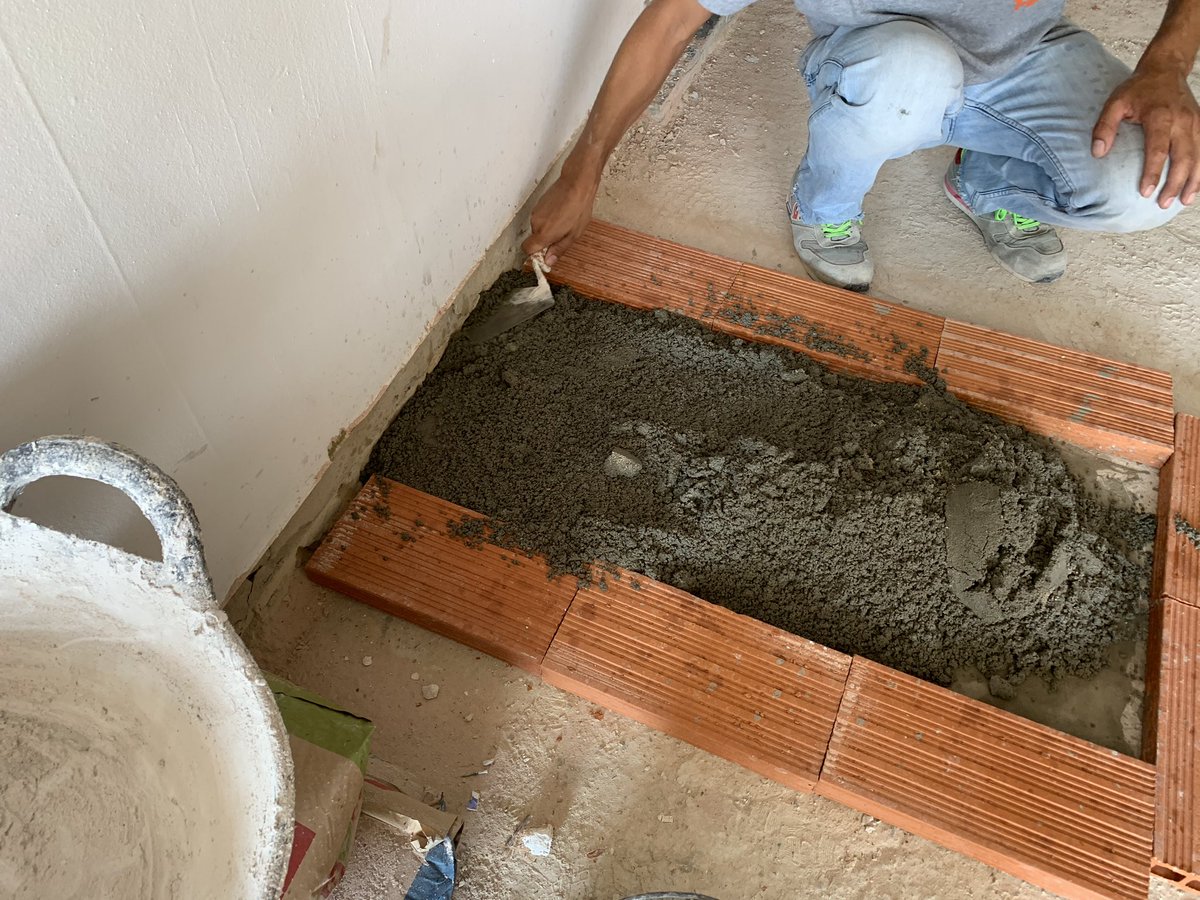 Kerakoll_Luis's tweet photo. Empezamos la reforma de vivienda, primero nos piden solera conductiva, hay??? Si #kerakoll, #keracemecopronto, realizamos prueba y proximamente empezamos https://t.co/mdPrzI4aj8