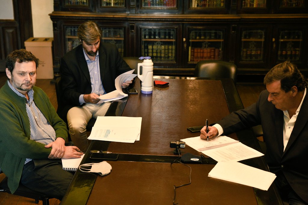 Secturer tweet media