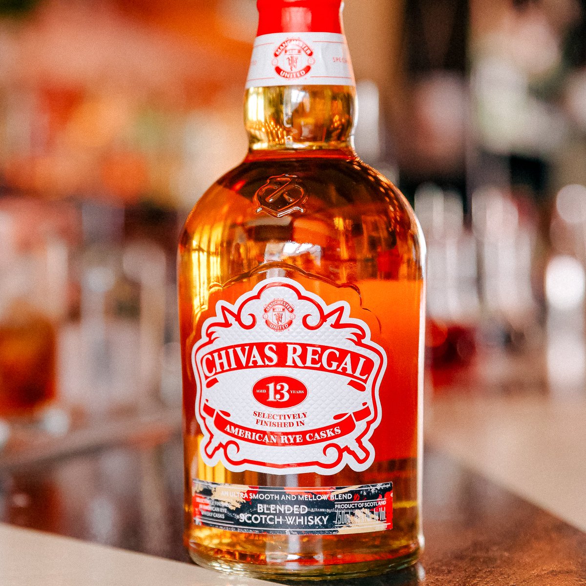 ChivasRegalUS's tweet photo. Chivas 13 boasts delicate notes of vanilla that are magnified by the sweet American rye casks. A winning go-to blended whisky. Would you take yours neat or in a cocktail?

#manutd #ChivasRegal #BlendedIsBetter https://t.co/YuY1VDPjxa