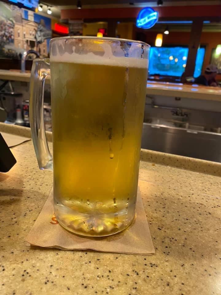 ProBeerAssoc's tweet photo. It’s 5 o’clock somewhere. Right? Stick a fork in it. We’re done
#beer #beeroclock #probeerdrinker #brewroom #brewroom #localbeer #goodtimes #Wednesday https://t.co/3PAAh4hRJU