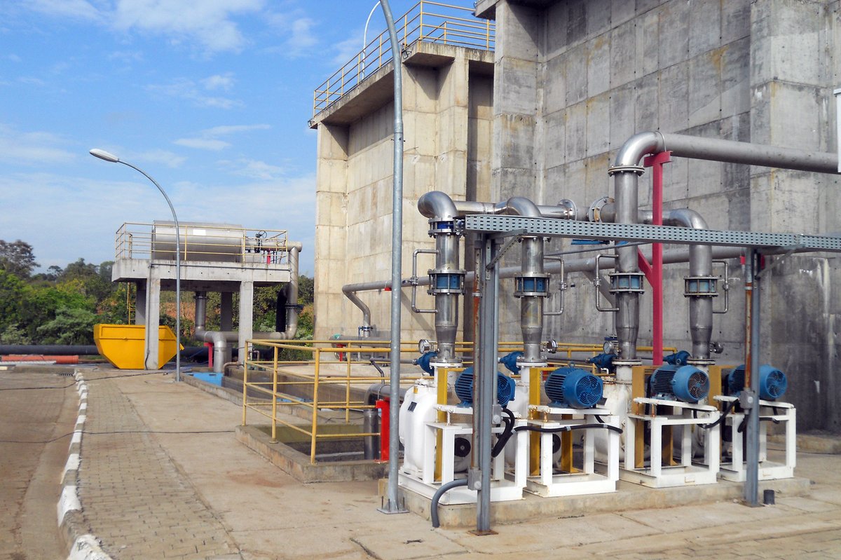 PaquesLAM's tweet photo. Concluído com o start up do reator Biopaq®UBOX da Paques na ETE São Pedro, em São Pedro/SP. A ETE irá tratar um total de 90 l/s dos esgotos domésticos, para atender uma população de 40.000 habitantes. #esgotodomestico #tratamentobiologico #etecompacta https://t.co/MdEnalvm8T