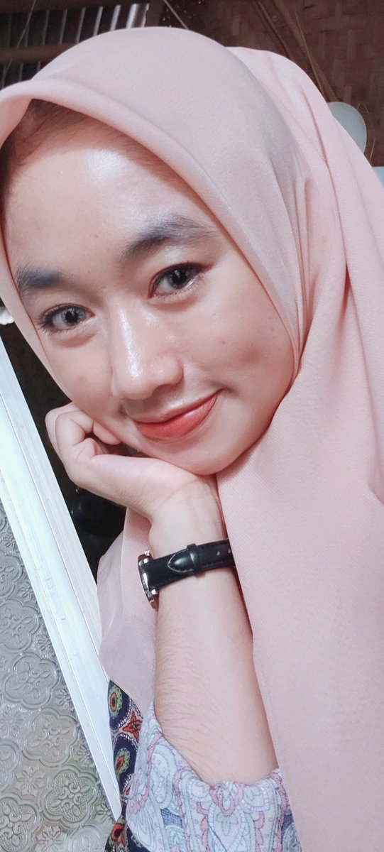 Lusialuw_'s tweet photo. Tolong do'ain bareng bareng biar ga sendiri muluk. https://t.co/UOTadyCzrx