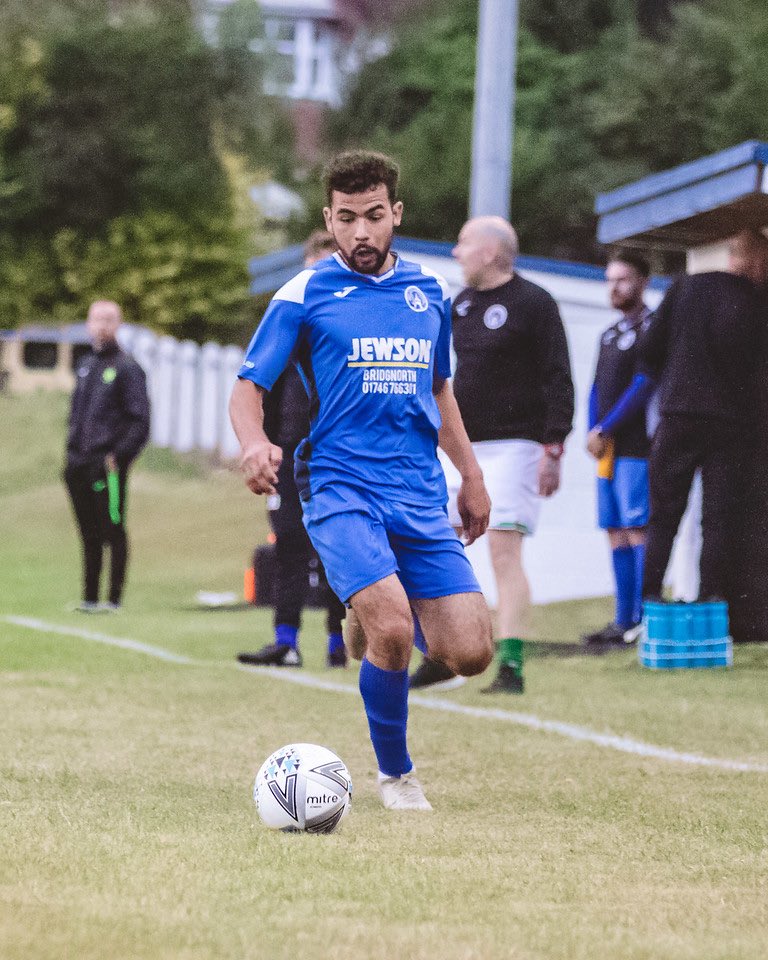 AFCBridgnorth's tweet photo. 🤨 Game faces on. A few snaps from #BRIBUS...

📸 @grifftersworld https://t.co/zL7U5HV8CC