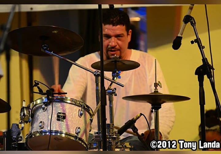ElectricPiquete's tweet image. #WaybackWednesday - here's a series of 2012 @tonylanda pics from a show at the #HollwoodBeach #Bandshell. HT @DigUnderRock. #Piquetelive
