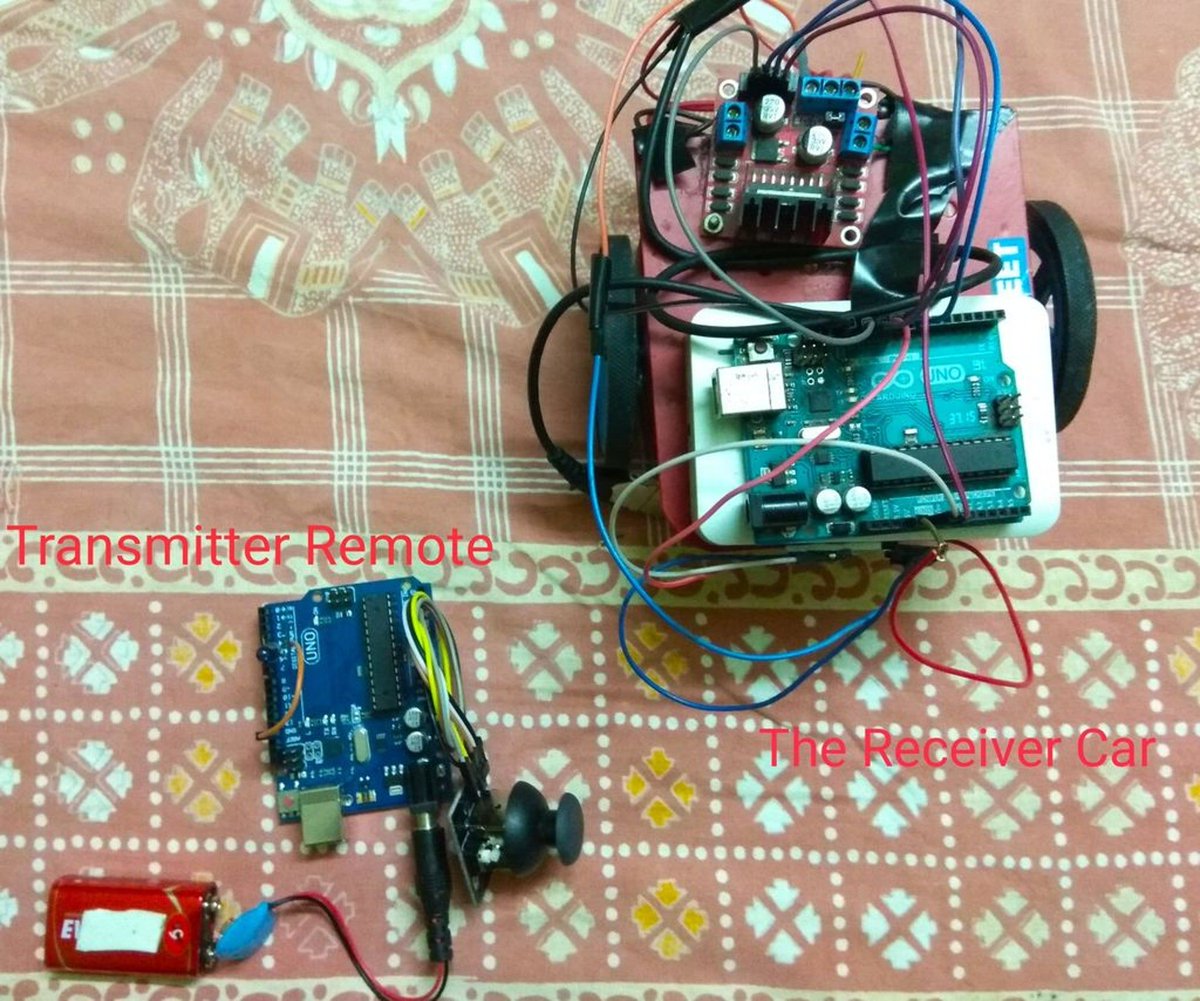 programarfacilc's tweet photo. Aquí un proyecto sencillo que muestra como diseñar un pequeño auto controlado a distancia por infrarrojo. En su construcción utiliza un receptor IR #TSOP #1738, un #Arduino #Uno, un amplificador para motores #DC #L293 y un #módulo #joystick típico. https://t.co/f53sJRMMwX https://t.co/NH59tNpVUE