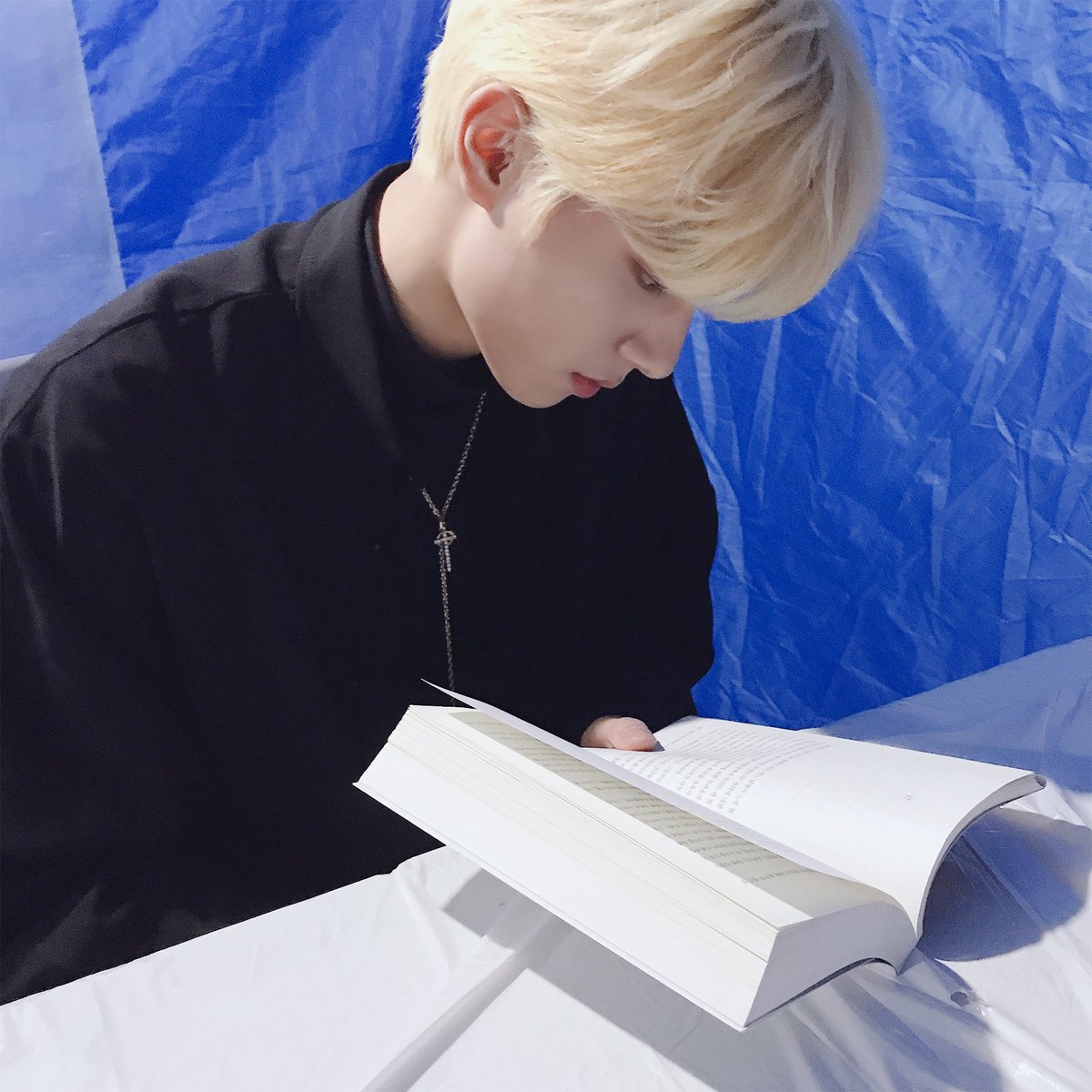  Kanghyun's Book Recommendations /Mentioned Books - A Thread
