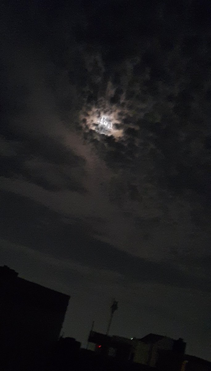 bhaavyaarora's tweet photo. I am speechless.
Beauty beyond sky!
- #Beenee 

#moon #girl https://t.co/tKOM4kD94t