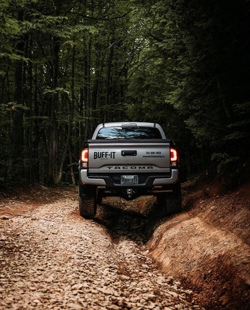 Sometimes you need to go off road to find your true path. #capturewithsoka