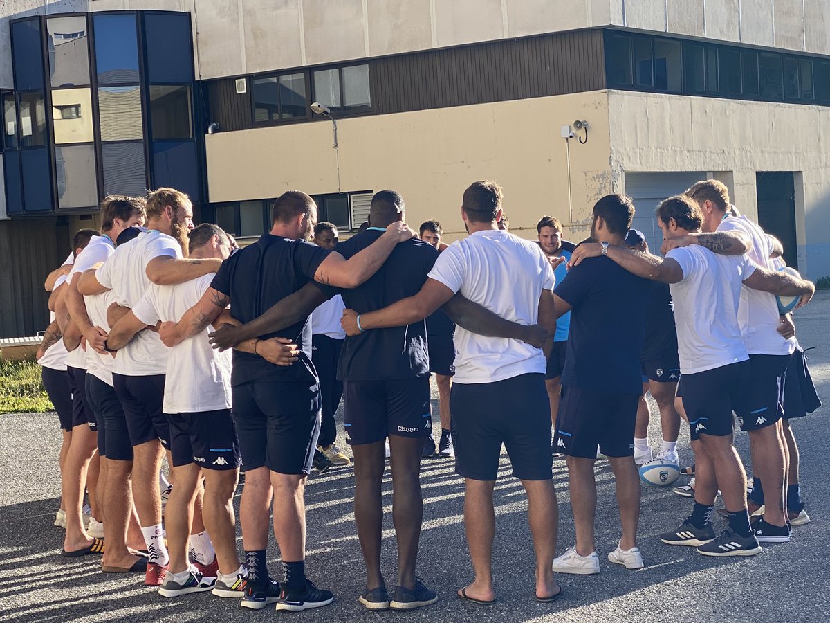kamelchibli's tweet photo. J’ai rendu visite ce mercredi au @MHR_officiel en stage au @CneaFontRomeu pour préparer la saison à venir.Sous l’impulsion de la région @Occitanie nos clubs pros viennent utiliser nos installations de très haut niveau durant une semaine. Très bon échange avec le staff&amp;les joueurs https://t.co/THhv2f8G5I