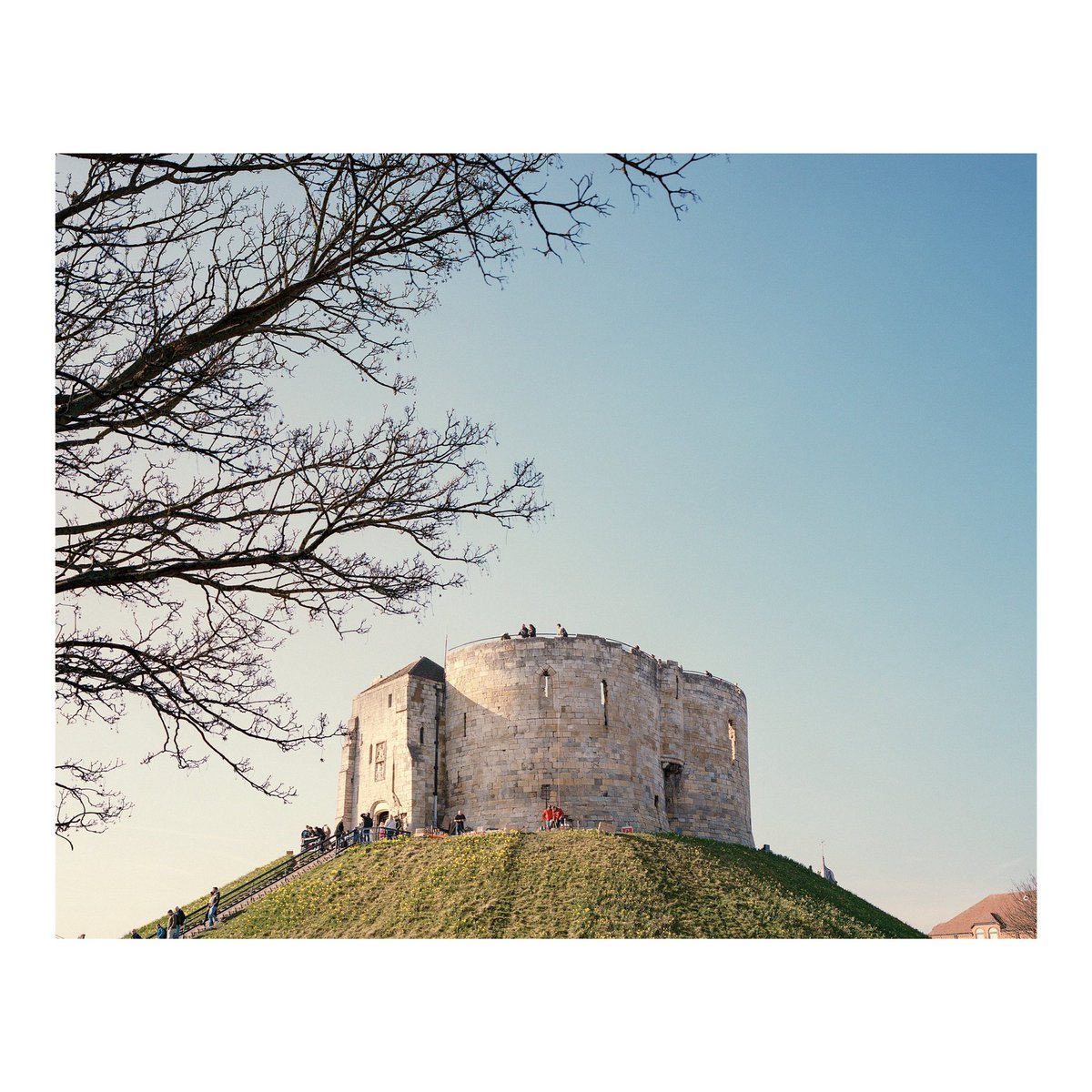 From a weekend trip to York last year, can’t wait to be getting away again. This was the first time I shot Portra 800, WISH that film wasn’t so expensive 😬 #mamiya7 #kodakfilm