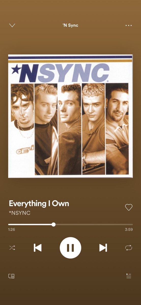 shae_sux's tweet photo. Me in public:                    My headphones: https://t.co/Lv13TqPGDj