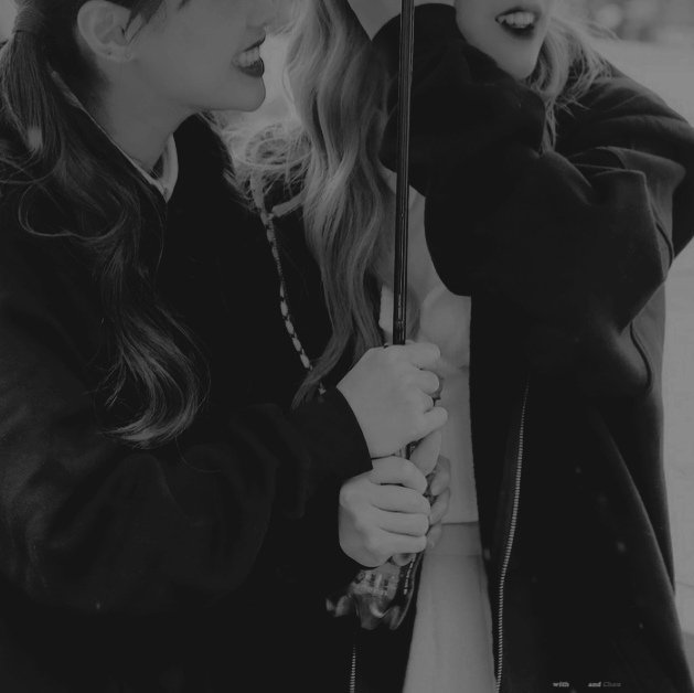 yerimlemonade's tweet photo. chuulip au

it's been a while since ex-bestfriends jiwoo and jungeun talked to each other, but when they get paired up for a school project they're left with no choice. soon enough old feelings that had been buried start to resurface. the problem? jiwoo now has a girlfriend https://t.co/qAlZ7IhPfK