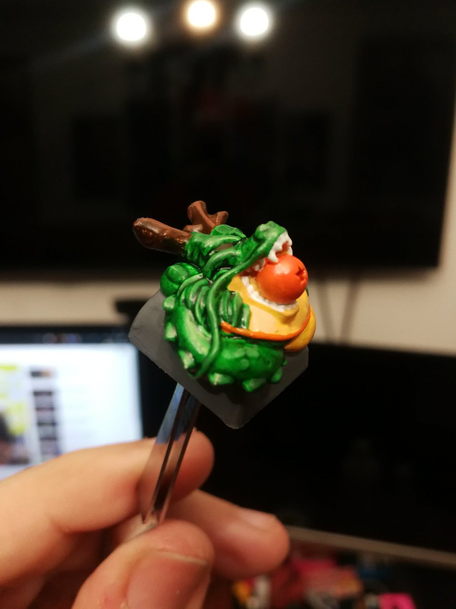 NGTrastear's tweet photo. Simple &amp; nice #DragonBall keycap for mechanical iluminated keyboards. Made with #elegoomarspro and skin #elegoo resin and #handpainted. #shenron #3dprinted #diy #nosgustatrastear https://t.co/DZe7feUwhY
