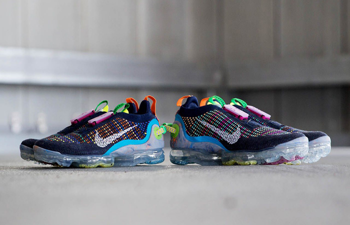 deep royal blue vapormax