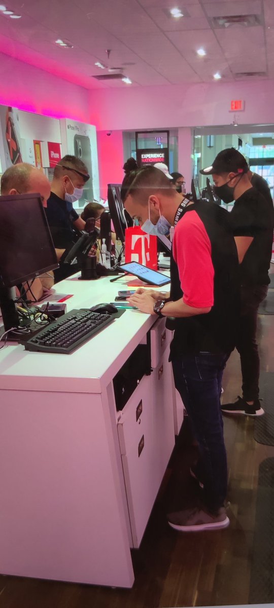 Willcu2020's tweet photo. Francis giving the magenta glove at @paddockpride!!! There is a buz in the store!!!! @timashley33 @becca3189 @Mil0812 https://t.co/0Iued7NZxi