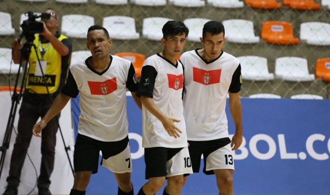 juntosfutsalve's tweet photo. Sí, todo esto lo logró con trabajo, dedicación y disciplina, pero hay que resaltar la importancia que tuvo la Liga Superior de Futsal Venezuela (LSFV) en su carrera para que hoy esté donde esté.
#Futsal #5Ago #Vinotinto #LSFV https://t.co/JpsmYwfaDa