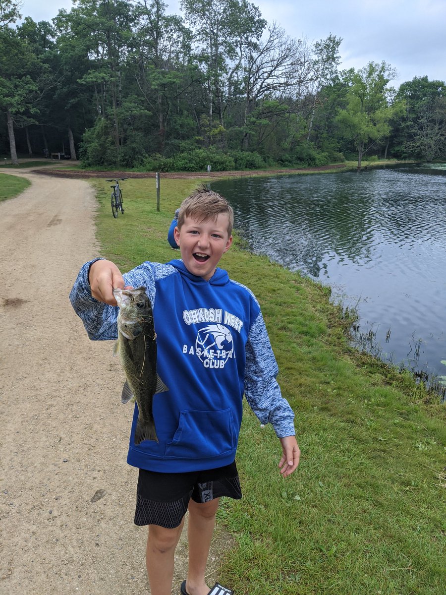 Fishingdadcom's tweet photo. Fun fishing weekend! 🐟 #fishinglife https://t.co/HNSG1vM25m