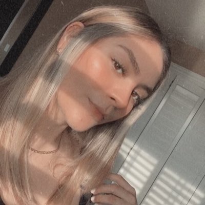 baaaaaaabbi's tweet photo. #NewProfilePic https://t.co/BtKRgwNPi6