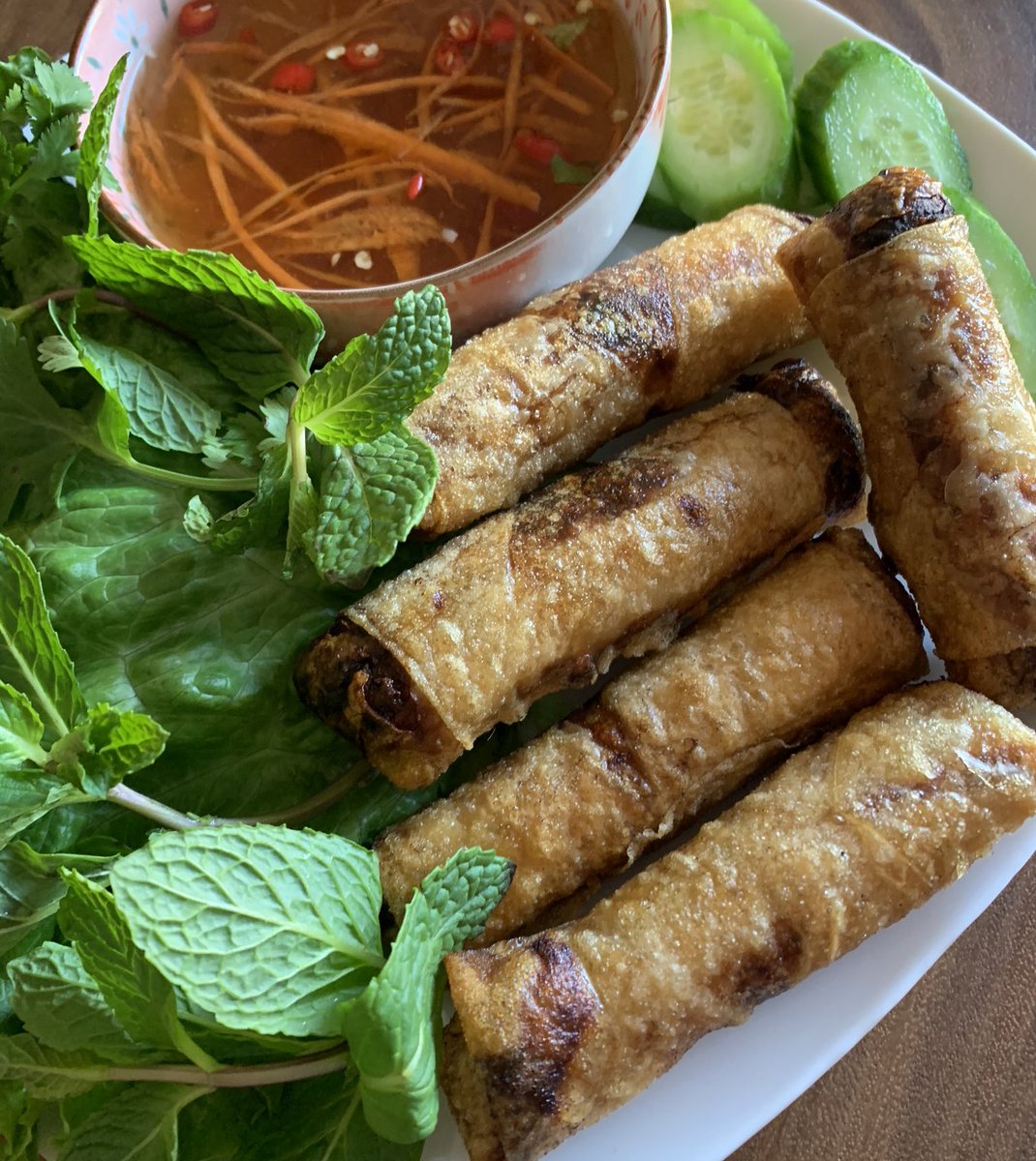 CookingWithNam's tweet image. Crispy Imperial Rolls for the Nguyen! 😉 What are your fav #SummerEats?