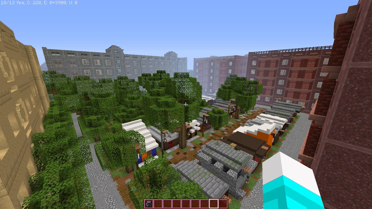 LordGamer6561's tweet photo. So, it's #Minecraft #Builds #Creative #panelhouse #GlasstyCity #khrushchevka #RedKhrushevka~ https://t.co/PO9dOU7Xdo