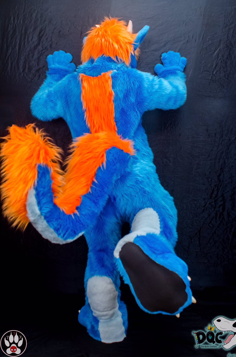 WAHfursuits's tweet photo. Sharing my most recent work! 
This is a full digitigrade dragon suit
Featuring: 
- FULLY articulated jaw
- StuffedPanda Foam Headbase
- completely lined hands/feet/head
- DVC jawset/claws

Welcome to the family Lunao!
📸: @BerryUnusual 

#fursuit #fursuitmaker #fursuitbuilder https://t.co/UOMcv3JNNF