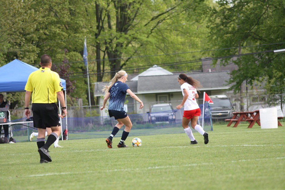 bri_wade's tweet photo. I’m super excited to announce that I am verbally committing to the University of Illinois-Springfield! Thank you to all of my coaches and teammates for pushing me to be better everyday. So excited to make UIS my home in the fall of 2021!!🌟⚽️❤️ https://t.co/F1qsGBsCdQ