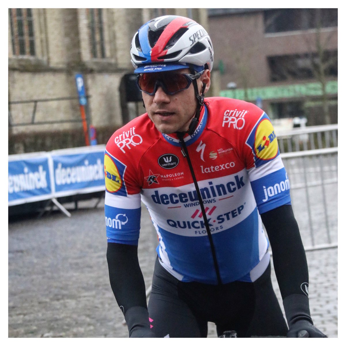 katrien_pg's tweet photo. KOMAAN FABIO JAKOBSEN NIET OPGEVEN! 🙏🏻🙏🏻🙏🏻 @fabiojakobsen 🙏🏻🙏🏻🙏🏻 Deze strijd mag je niet verliezen! We denken aan jou, je ploeg @deceuninck_quickstepteam en je familie en vrienden! 🙏🏻🙏🏻❤️ #prayforfabio #fabiojakobsen #deceunickquickstep #wolfpack #keepstrong #keepstrongfabio https://t.co/5JLxPpmp1I