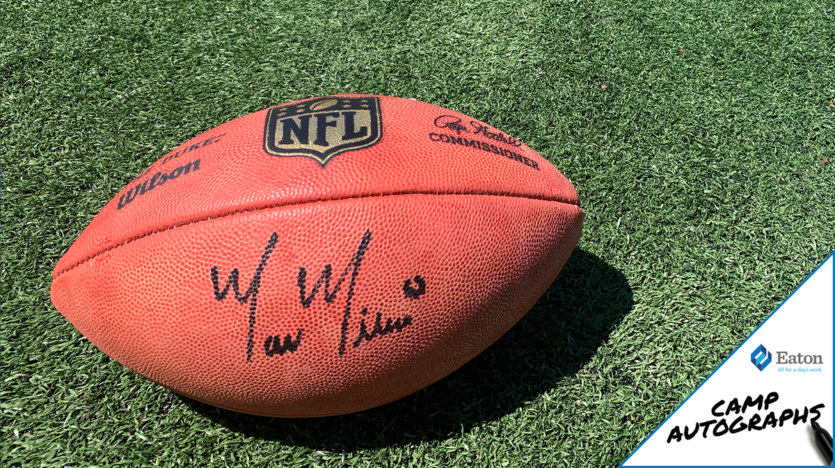 BuffaloBills's tweet image. Football. Is. Back.

We’re giving away a signed @MatthewMilanoo football and all you have to do is RT TO ENTER! 🙌

Rules: bufbills.co/3gwRd4D