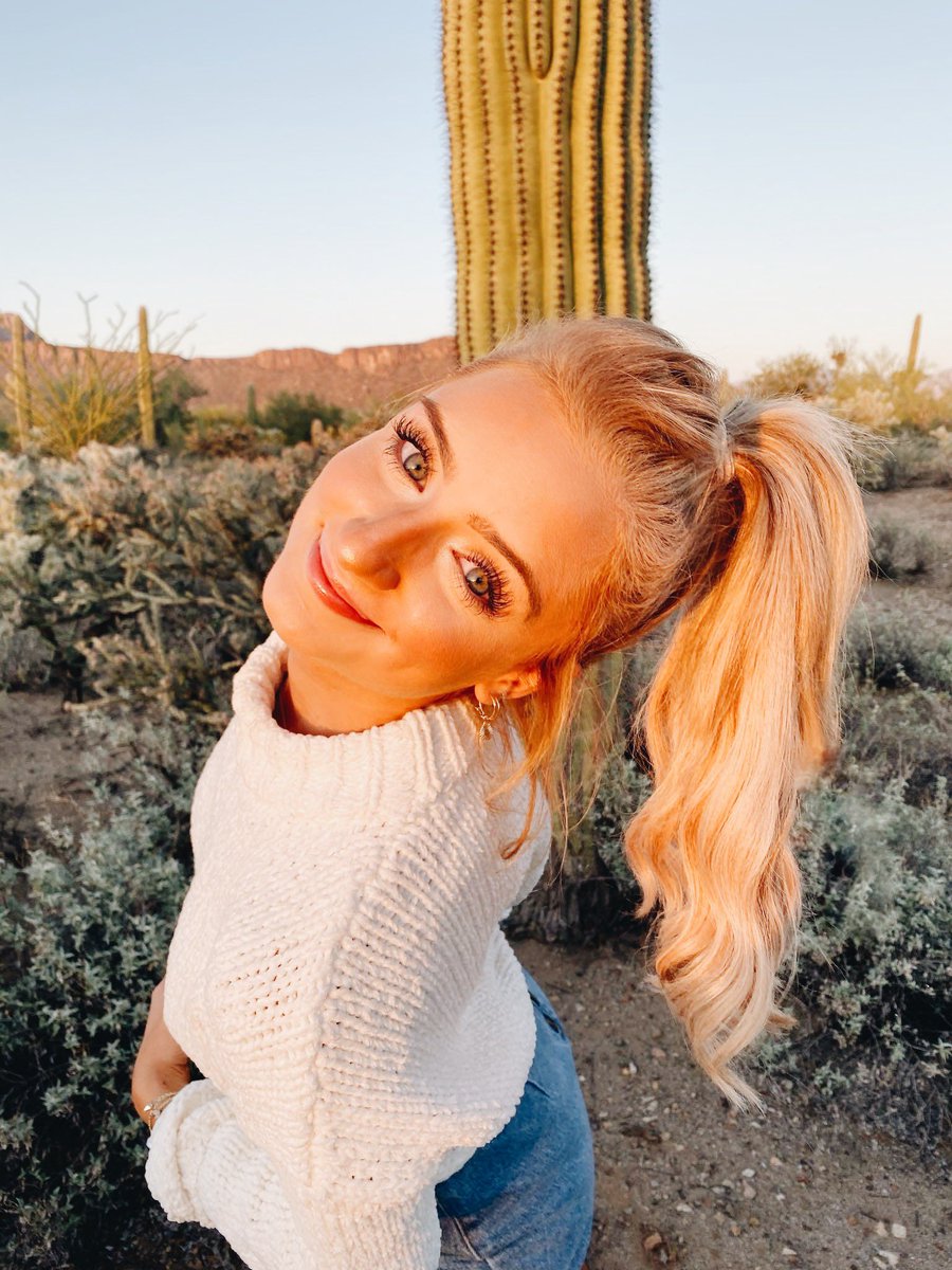 Golden hour in the desert 🏜 #azadpi