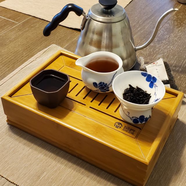 Daily tea timePu-erh, aged 10yrsUsing a new setup with a filter for pu-erh. This tea is rather sensitive if steeped too long, but getting it right gives a sweet earthy flavor that gets better with each infusion.