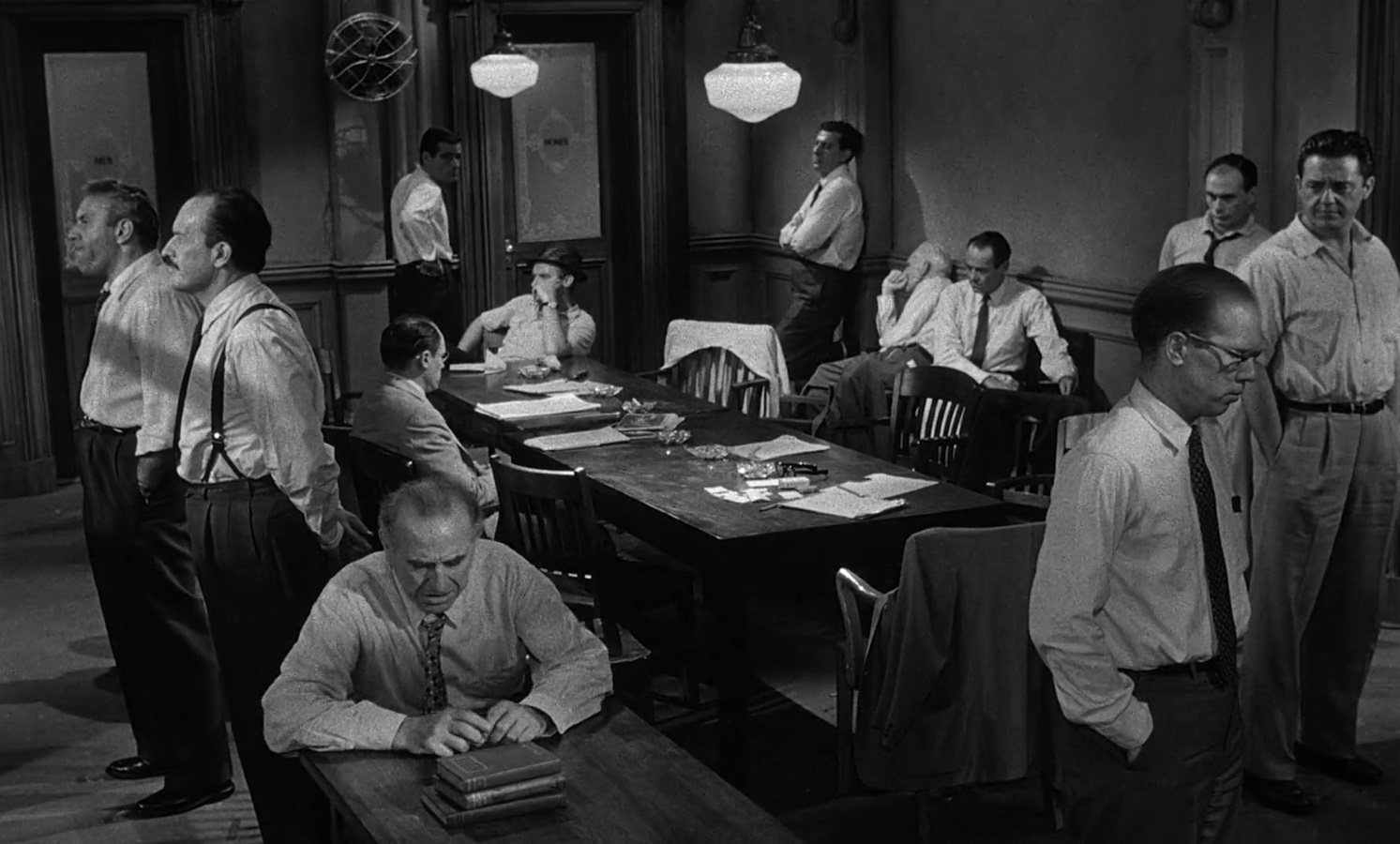 JΛCK en Twitter: "12 ANGRY MEN (1957) Cinematography by Boris Kaufman Directed by Sidney Lumet https://t.co/isP5lXWQ0h" / Twitter