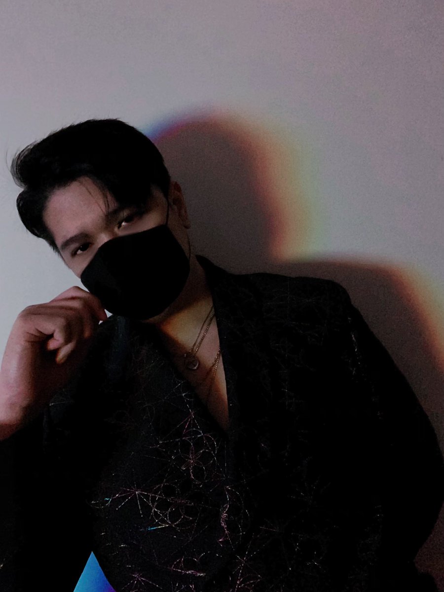 _carlmichael's tweet photo. Fave colour cause it matches my soul jk🤣 #maskupmelbourne https://t.co/wciyvdW4md