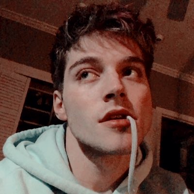 I’m bored anyone wanna hang?