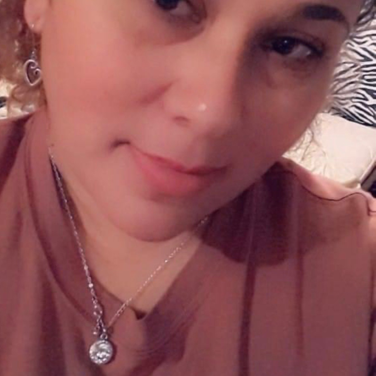 KHOU's tweet photo. REST IN PEACE 💔 40-year-old Margarita Villalon was murdered in her Baytown home during a home invasion on Monday. She is the mother of 11 children. Keep her family in your thoughts and prayers.

STORY: https://t.co/Ab8vxkaejx https://t.co/W40zjtZkuW