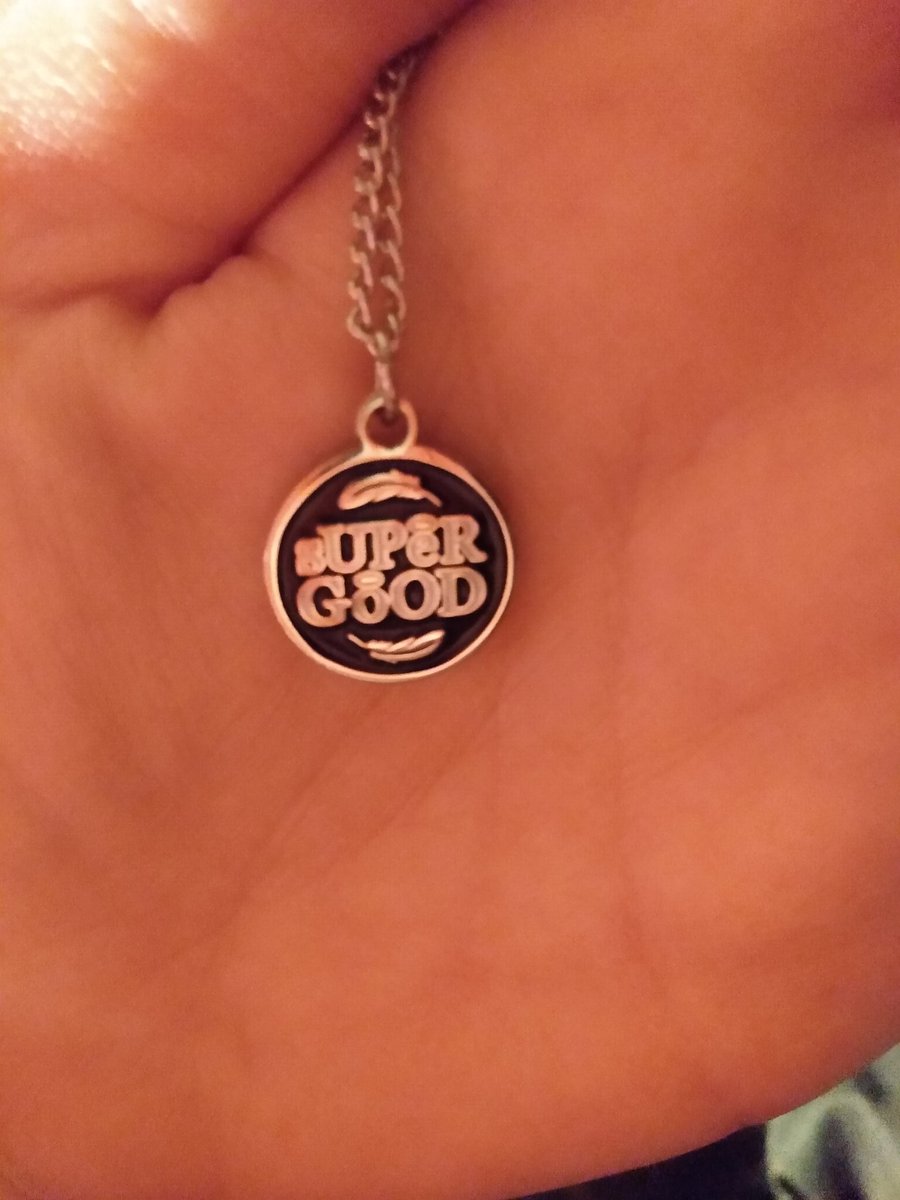 ProFangirl1996's tweet photo. Thank you @Stands 😍 @mishacollins @michaelsheen #besupergood #supergood #mishacollins #supernatural #spnfamily #castiel #goodomens #aziraphale #shopstands https://t.co/XAmlv9g7PC