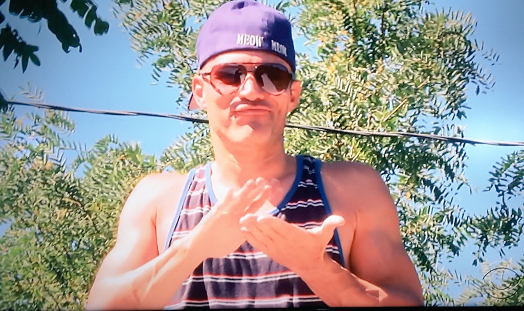 ERTHDOGEBB's tweet photo. #saveEnzo #bb22 https://t.co/PD7LytZIRi