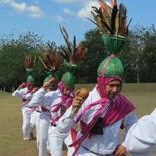 2)Cacaopera: These people originated from South America and reside in Matagalpa (which is another name for their tribe). The oldest pueblos in all of the Americas arrived 2500 yrs in Central America before any colonizer. They are also indigenous to El Salvador.