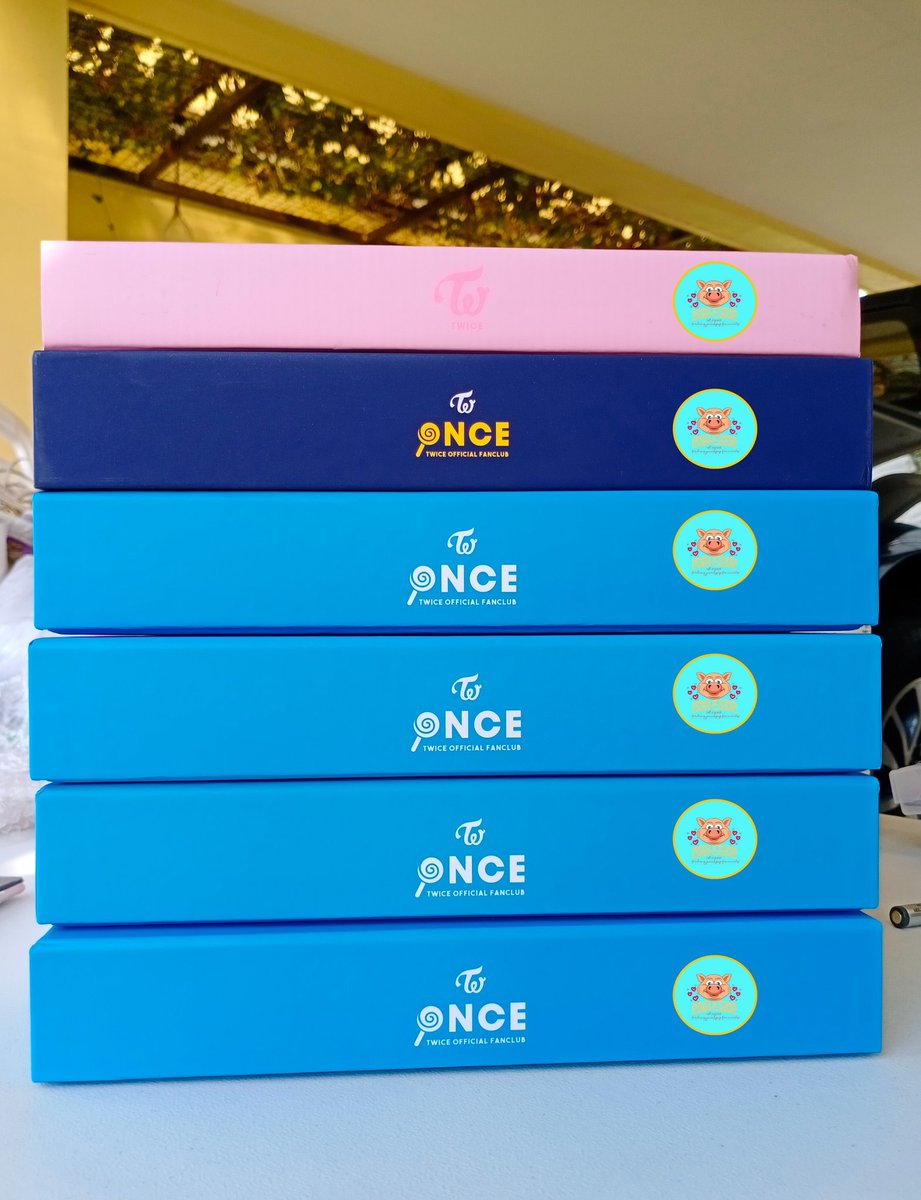 Anneyeong Porkies!TWICE ONCE MEMBERSHIP KITSPHP 2,100 EACH NO CARD ONLY1 DAY PAYMENT OF 50% OR FULL. OTHER 50% TIL DOP.DOP AUG 19SHIP TO PH AUG 22ETA 15 DAYS OR DEPENDS ON THE SITN.MOP BPI NAD GCASH ONLY!DM TO ORDER.Kamsa!  #porKShopGO19