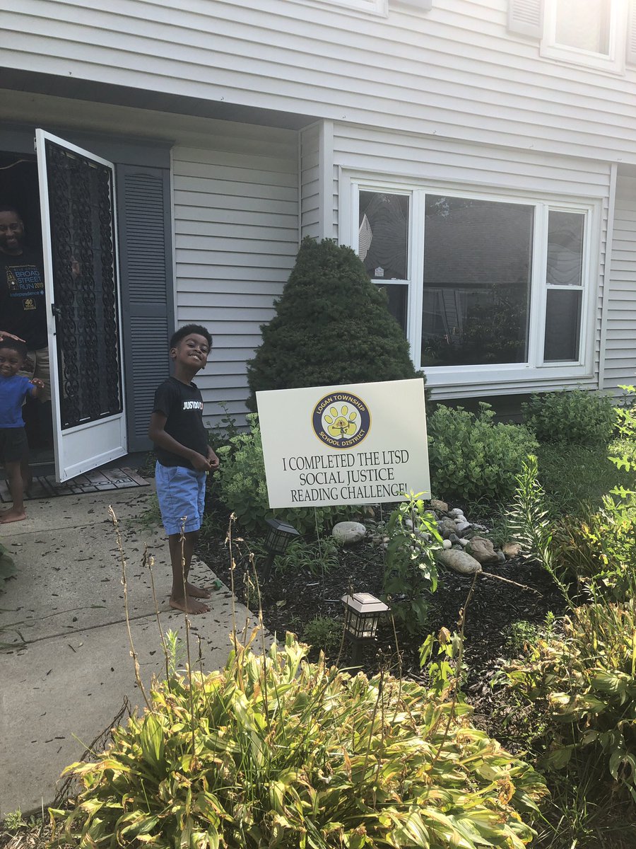 HeatherMoranNJ's tweet photo. BEST part of my week by far!  Delivered signs to some @LoganTownshipSD students who have completed the Social Justice Reading Challenge?  Who will be next? What have you read to broaden your thoughts? #readingmatters #socialjustice #loganproud https://t.co/R4LloLbdNf