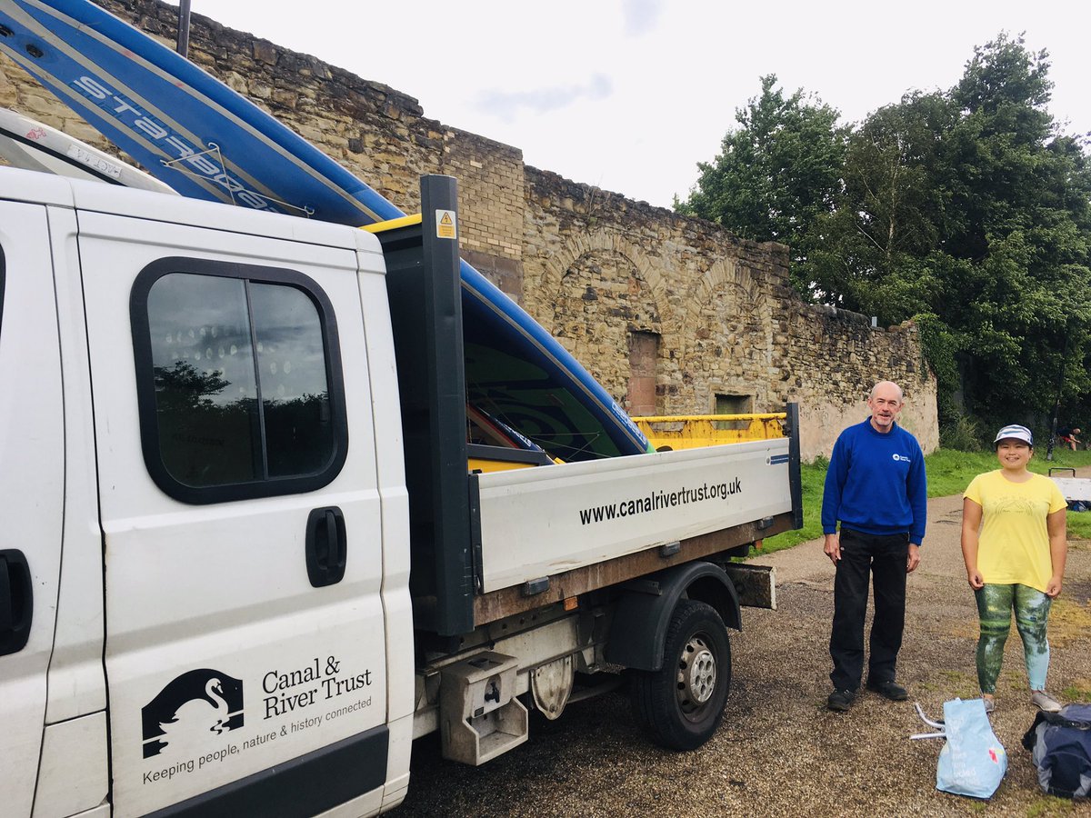 ShellsEllison's tweet image. Thank you Stephen from @CRTNorthWest for helping us out today, supporting our Liverpool to Goole SUP and for making a donation to Mind. You made our day amongst all the wind and rain!