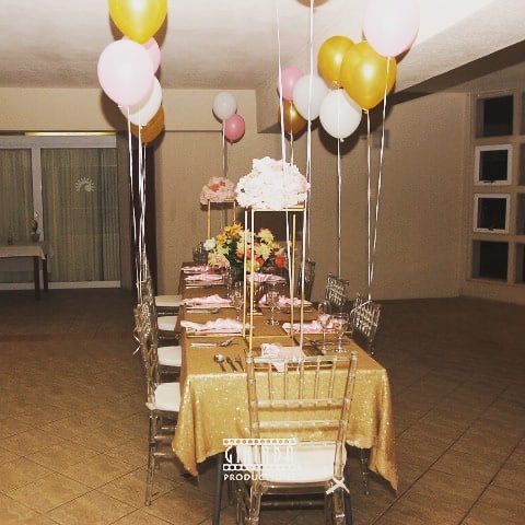 Gininda_Pro's tweet photo. #decor #chairs #table #flowers #gold #yellow #pink #ballons #settinggoals https://t.co/D1Ys15wEqC