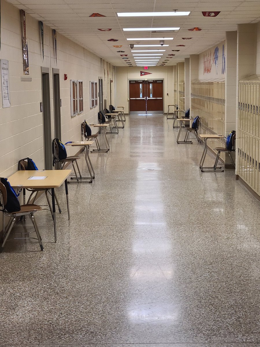 SPittsHorton's tweet photo. Elam Alexander Academy- Adolescent Services. We are excited about our teachers returning! #convocationready #gnets @BibbSchools https://t.co/6Ts5lAiaH2