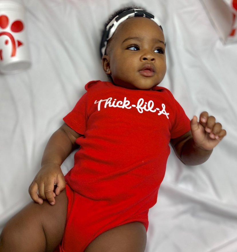 Twild_22's tweet photo. ❤️❤️❤️❤️Thickfila❤️❤️❤️❤️
😂
My baby is 5 months old today!🥳 https://t.co/f76Kjxf0Rp