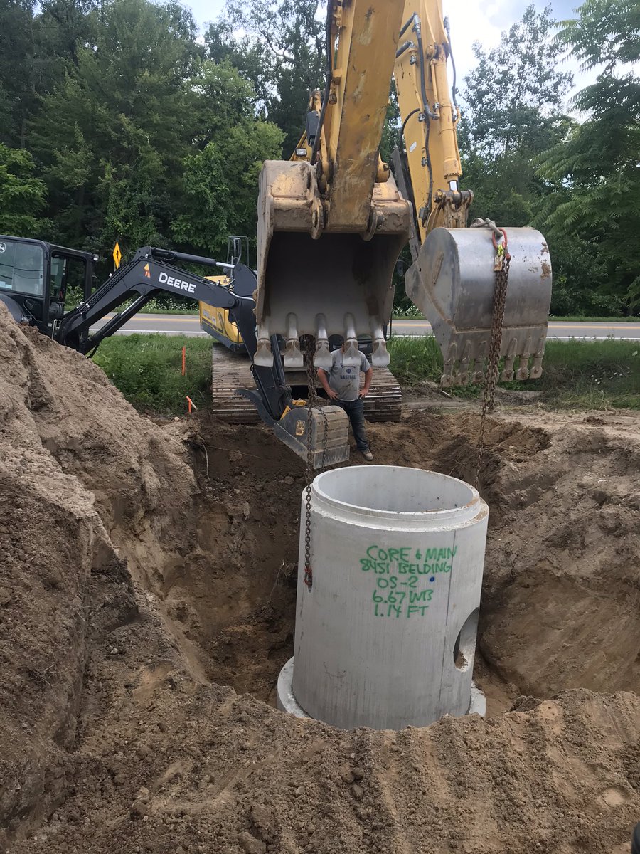Conner_holmen's tweet photo. We do some fun things at work sometimes, glad this one is in the ground 🤙🏻🍻 https://t.co/1xTq3rJZsl