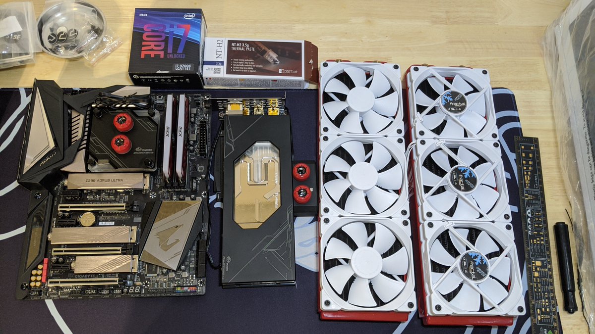 RoninMechaWorks's tweet image. Approaching its final form!  TY to @FractalDesignNA , @AorusOfficial , @XPG_Global &amp;amp; @RadikultCustom for the awesome parts for the @HITCOMMAND  Base Station.  Time to bend some tubes!
#RTXOn #roninmechaworks #hitcommand #aorusofficial #XPGGlobal #IntelGaming #Bykski #mbsleeving