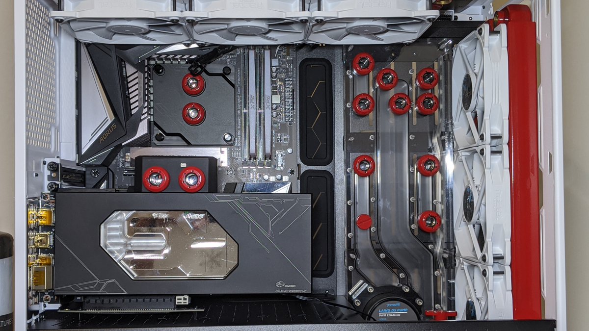 RoninMechaWorks's tweet image. Approaching its final form!  TY to @FractalDesignNA , @AorusOfficial , @XPG_Global &amp;amp; @RadikultCustom for the awesome parts for the @HITCOMMAND  Base Station.  Time to bend some tubes!
#RTXOn #roninmechaworks #hitcommand #aorusofficial #XPGGlobal #IntelGaming #Bykski #mbsleeving