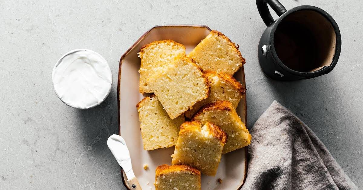 AdcockRealty's tweet image. “Small Batch Triple Coconut Loaf Cake” buff.ly/2XobTEG  #cookingathome #homecooking #cookingwithfamily #homemeals #RecipeOfTheDay #adcockrealty