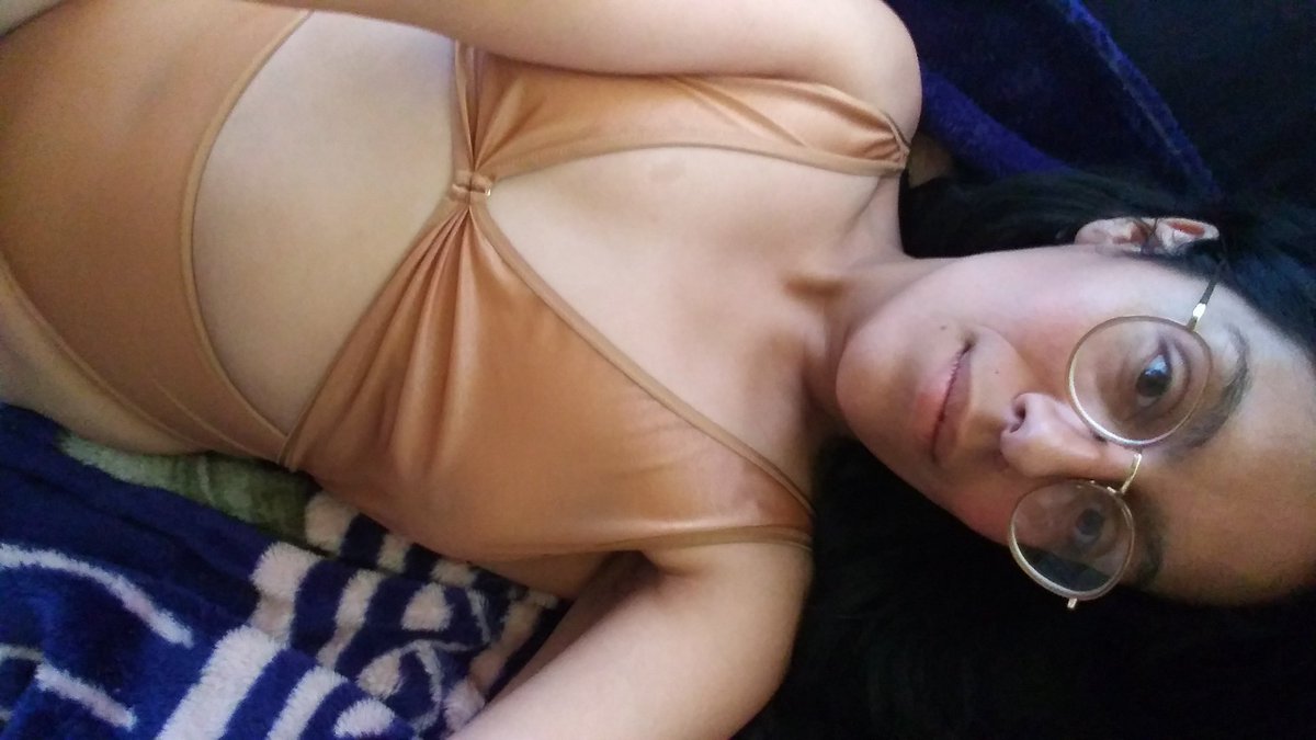 meettrina's tweet photo. @violent_dawn It's vibe. Onesie from savage fenti. https://t.co/1u1j9PE3UR