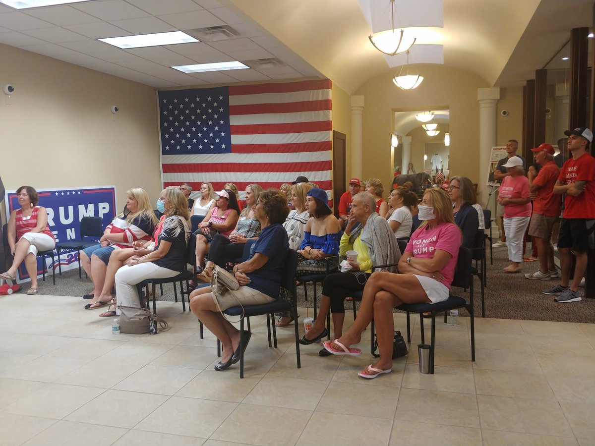 amazgrace2's tweet photo. #WomenForTrump Wednesday at Trump Victory HQ Volusia full https://t.co/YYMroCMa4a we #LeadRight together #Cat5Cavalry.#KeepVolusiaRed #Trump2020.@LaraLeaTrump https://t.co/9kDQNKqH1Z