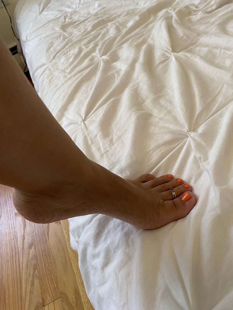 Dani Lee (@DaniLee0404)  X